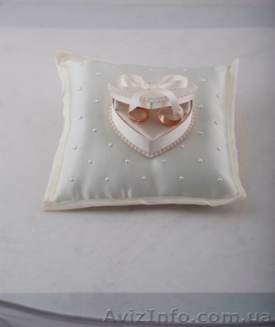 Оптово-розничная продажа свадебных аксессуаров по низким ценам - <ro>Изображение</ro><ru>Изображение</ru> #1, <ru>Объявление</ru> #497402