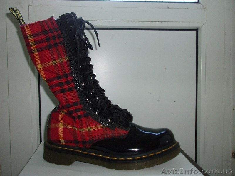 Сапожки демисезонные - <ro>Изображение</ro><ru>Изображение</ru> #1, <ru>Объявление</ru> #556411