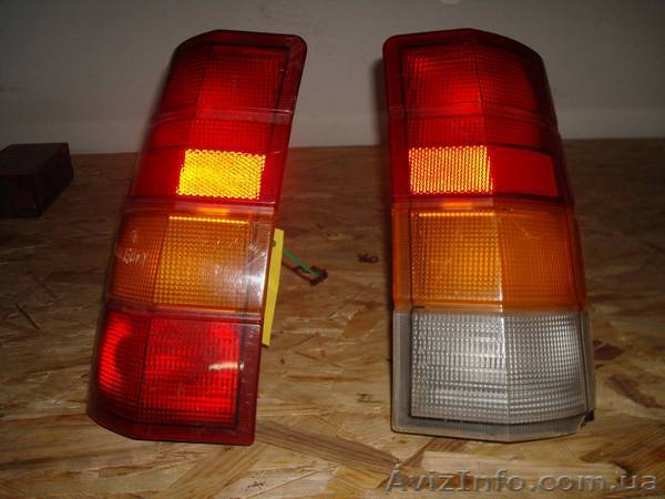 Задний фонарь Opel Kadett Universal - <ro>Изображение</ro><ru>Изображение</ru> #1, <ru>Объявление</ru> #1330421
