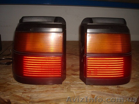 Задний фонарь для автомобиля VW B3 - <ro>Изображение</ro><ru>Изображение</ru> #1, <ru>Объявление</ru> #1340677