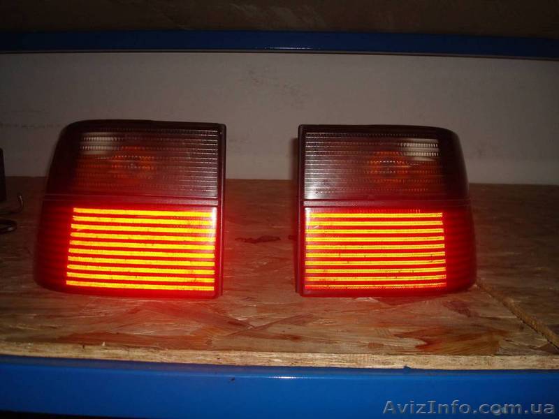 Задний фонарь Volkswagen Vento - <ro>Изображение</ro><ru>Изображение</ru> #1, <ru>Объявление</ru> #1345352