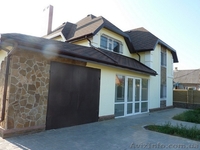 На участке в 20 соток два трёхэтажных дома общей площадью 182,7м2 и 208,1м2. - <ro>Изображение</ro><ru>Изображение</ru> #2, <ru>Объявление</ru> #482303