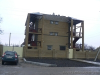 На участке в 20 соток два трёхэтажных дома общей площадью 182,7м2 и 208,1м2. - <ro>Изображение</ro><ru>Изображение</ru> #6, <ru>Объявление</ru> #482303