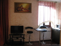 Сдам посуточно 1-ком.квартиру в центре города - <ro>Изображение</ro><ru>Изображение</ru> #2, <ru>Объявление</ru> #807007