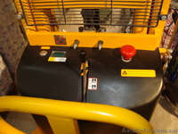 Штабелер с электроподъемником - <ro>Изображение</ro><ru>Изображение</ru> #2, <ru>Объявление</ru> #863973