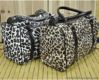 Стильная и удобная велюровая женская сумка под леопард - <ro>Изображение</ro><ru>Изображение</ru> #1, <ru>Объявление</ru> #1457612