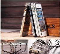 металлический бампер со стразами камнями iPhone 5 5s SE Swarovski - <ro>Изображение</ro><ru>Изображение</ru> #1, <ru>Объявление</ru> #1458497