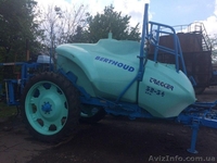 Опрыскиватель прицепной Berthoud Tracker 3200 DPA, 2011 г.в, Запорожская обл. - <ro>Изображение</ro><ru>Изображение</ru> #1, <ru>Объявление</ru> #1477152