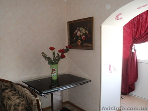 2-комнатная квартира в центре Бердянска - <ro>Изображение</ro><ru>Изображение</ru> #1, <ru>Объявление</ru> #1038728