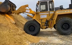  погрузчик Liebher L531