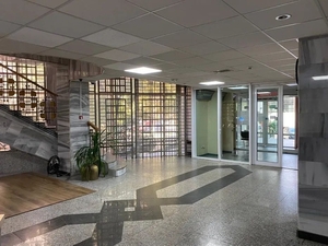 Аренда офисов в 4-х этажном Бизнес-центре в г. Запорожье - <ro>Изображение</ro><ru>Изображение</ru> #3, <ru>Объявление</ru> #1709090