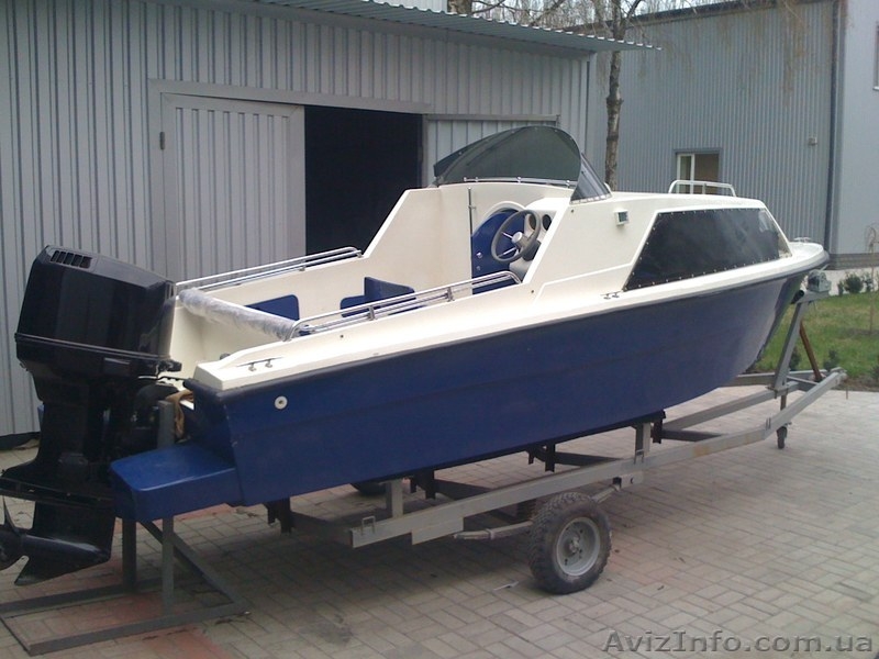 катер с двигателем "Майорка" - <ro>Изображение</ro><ru>Изображение</ru> #1, <ru>Объявление</ru> #672681