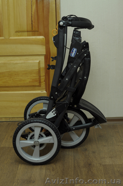 Коляска Chicco Trio S3 в отличном состоянии - <ro>Изображение</ro><ru>Изображение</ru> #2, <ru>Объявление</ru> #701518