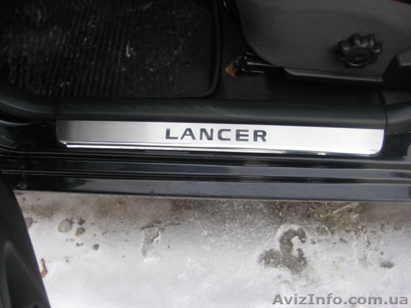 Накладки на пороги из нержавеющей стали - <ro>Изображение</ro><ru>Изображение</ru> #5, <ru>Объявление</ru> #749217