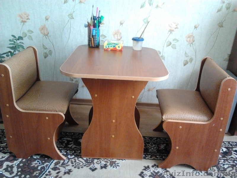 Продам. Детский стол и 2 стульчика - <ro>Изображение</ro><ru>Изображение</ru> #1, <ru>Объявление</ru> #904526
