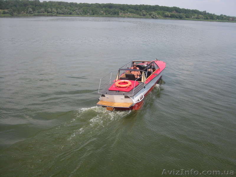 Катер  Волга  на  подводных  крыльях - <ro>Изображение</ro><ru>Изображение</ru> #1, <ru>Объявление</ru> #907445