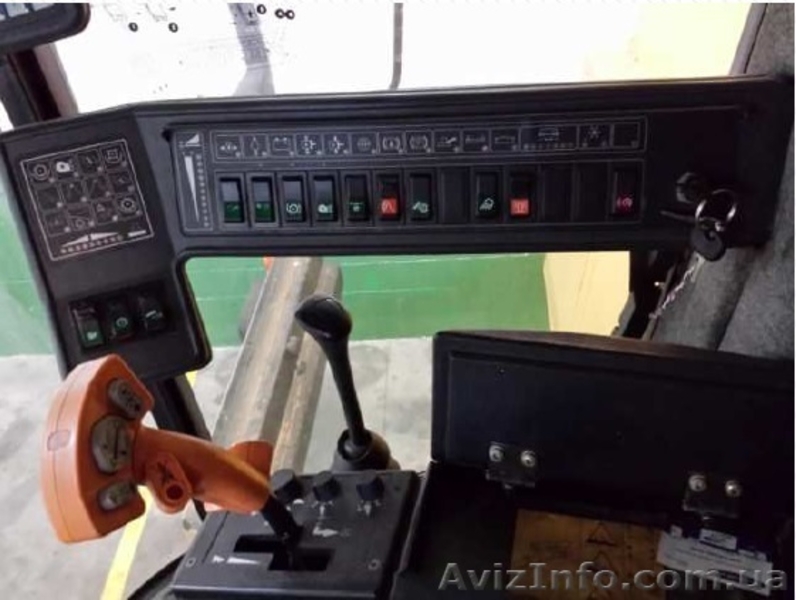 86.Компания Harvesto продает  зерноуборочный комбайн  New Holland TX 66 - <ro>Изображение</ro><ru>Изображение</ru> #3, <ru>Объявление</ru> #1163773