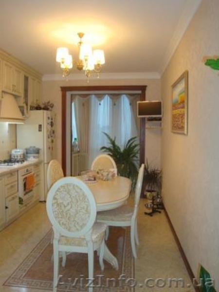 Срочно в г.БЕРДЯНСК продается квартира с дизайнерским ремонтом! - <ro>Изображение</ro><ru>Изображение</ru> #5, <ru>Объявление</ru> #1296154