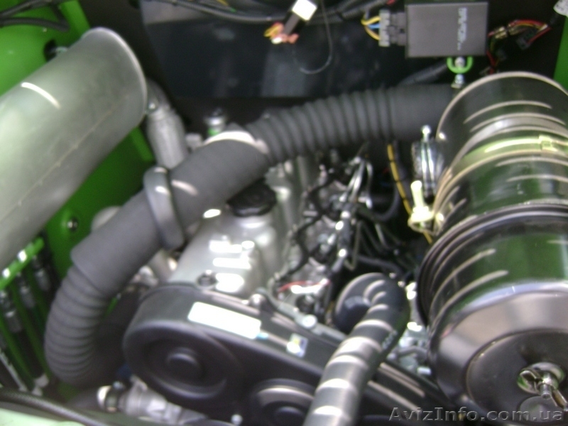 Ковшовый мини погрузчик Digger модель SSL6700 - <ro>Изображение</ro><ru>Изображение</ru> #5, <ru>Объявление</ru> #1449485