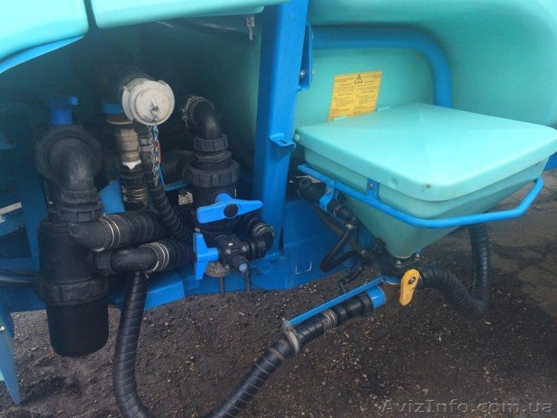 Опрыскиватель прицепной Berthoud Tracker 3200 DPA, 2011 г.в, Запорожская обл. - <ro>Изображение</ro><ru>Изображение</ru> #4, <ru>Объявление</ru> #1477152