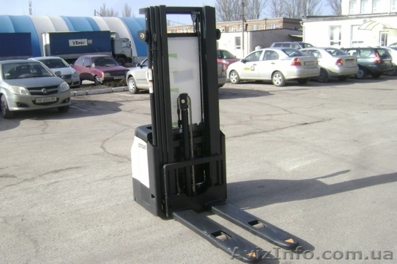 Электроштабелер Crown ES4000-1,2 новый - <ro>Изображение</ro><ru>Изображение</ru> #3, <ru>Объявление</ru> #1546749