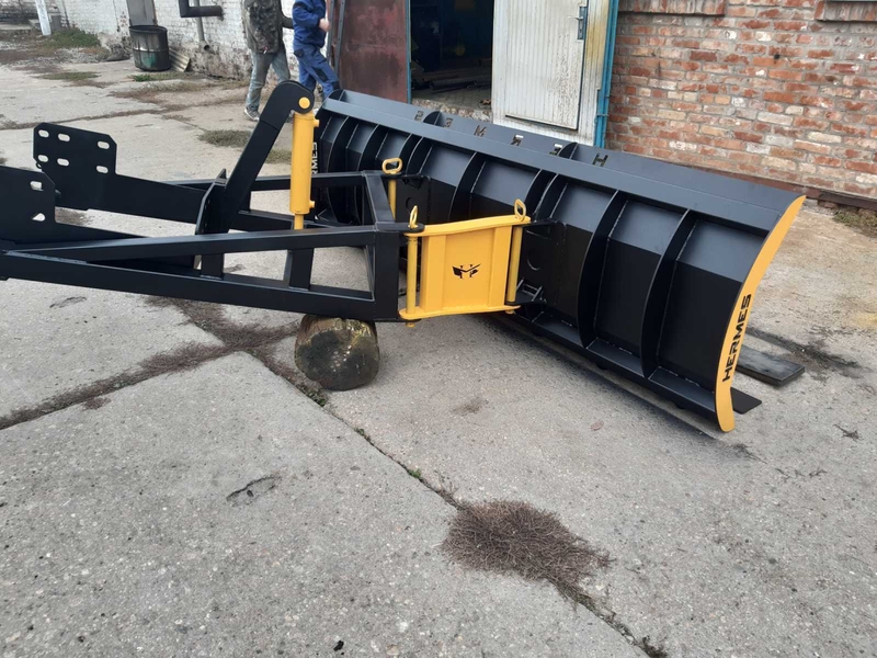 Снігоприбиральні відвали для тракторів, автомобілів та міні тракторів - <ro>Изображение</ro><ru>Изображение</ru> #3, <ru>Объявление</ru> #1744791