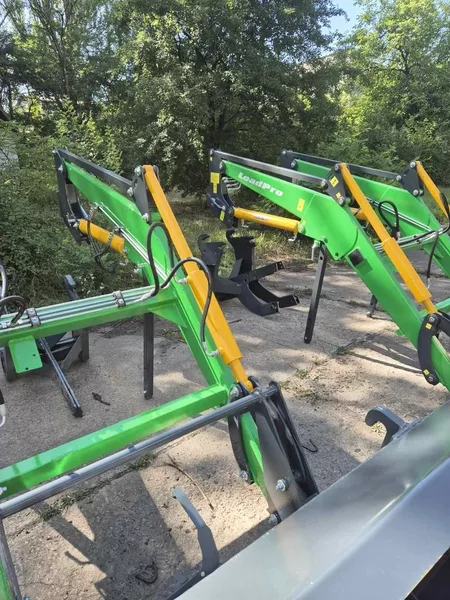 Швидкоз'ємний фронтальний навантажувач LoadPro - <ro>Изображение</ro><ru>Изображение</ru> #1, <ru>Объявление</ru> #1751266