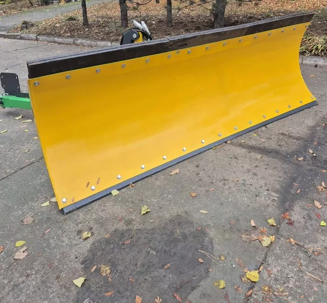 Бульдозерний відвал (лопата) до тракторів МТЗ, ЮМЗ, Т-150, Т-40 - <ro>Изображение</ro><ru>Изображение</ru> #1, <ru>Объявление</ru> #1751801